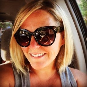 Meet your Posher, Whitney